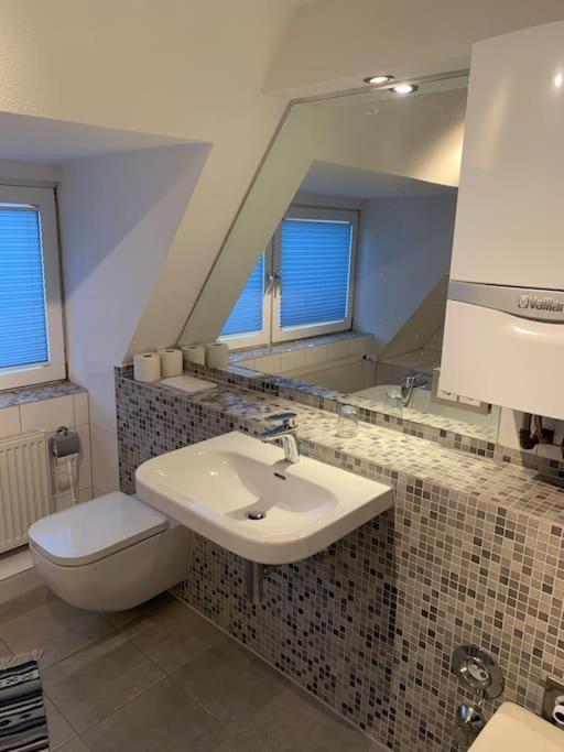 Modernes, Familienfreundliches Apartment In Luebeck ภายนอก รูปภาพ